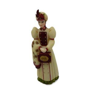 Mrs Albee Avon Presidents Club Tribute Figurine 2006-2007